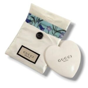 Gucci Beauty Heart-Shaped Beauty Compact